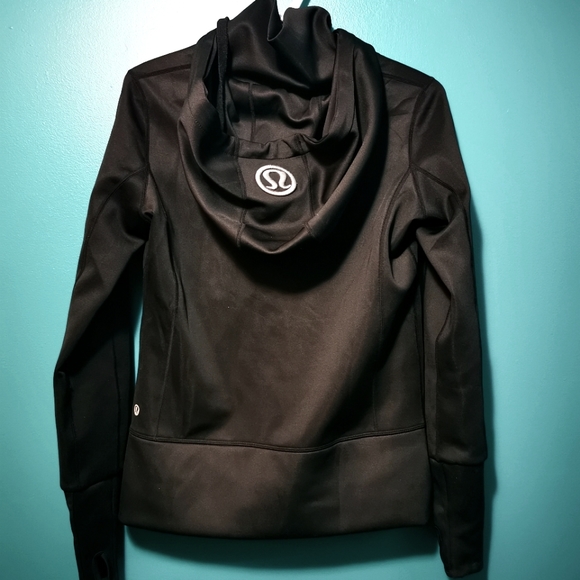 Lululemon scuba jacket - Picture 2 of 5